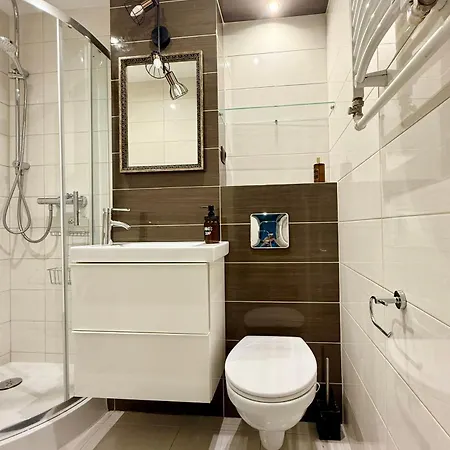 Cozy Saska Kepa Appartement