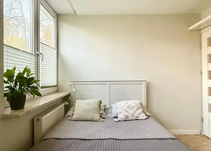 Cozy Saska Kepa Apartment